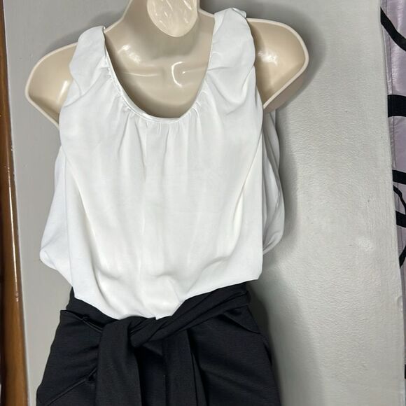 Women’s black and white color block dress with wrap skirt, size small - Picture 9 of 10